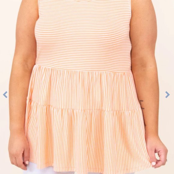 Chic Soul Tierd Tank - Picture 2 of 2